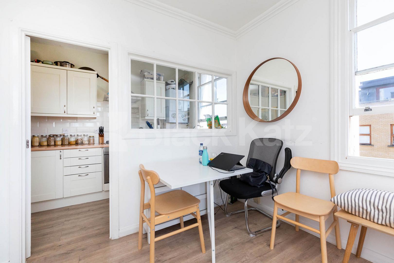 Modern two bed minutes to camden tube and regents park  Delancey Street, Camden